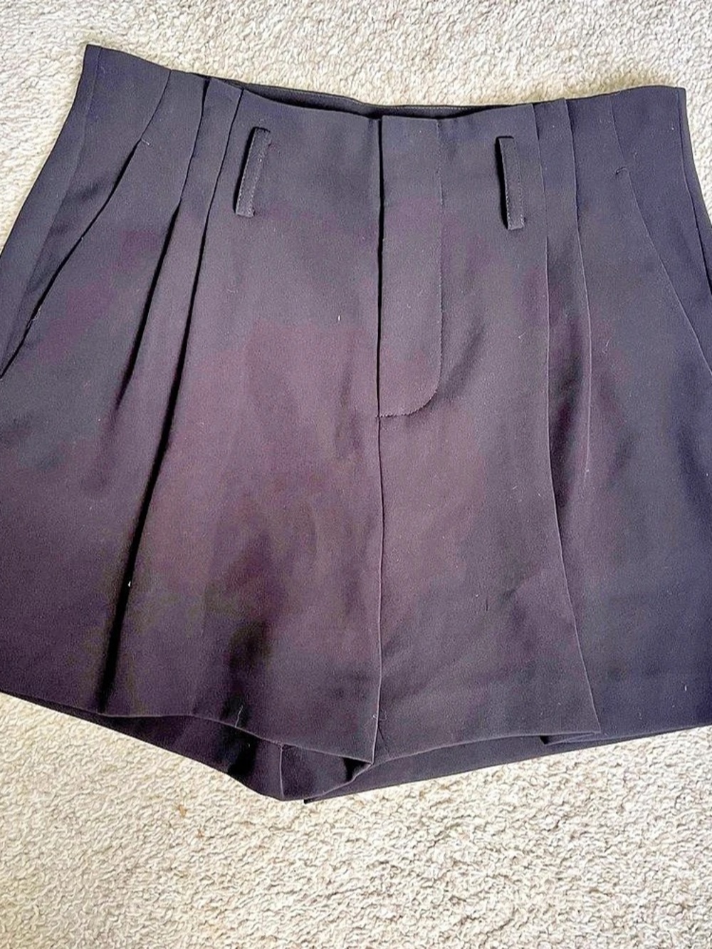 Vince Shorts Womens Size L Black High Rise Pleated Dressy Tailored Preppy